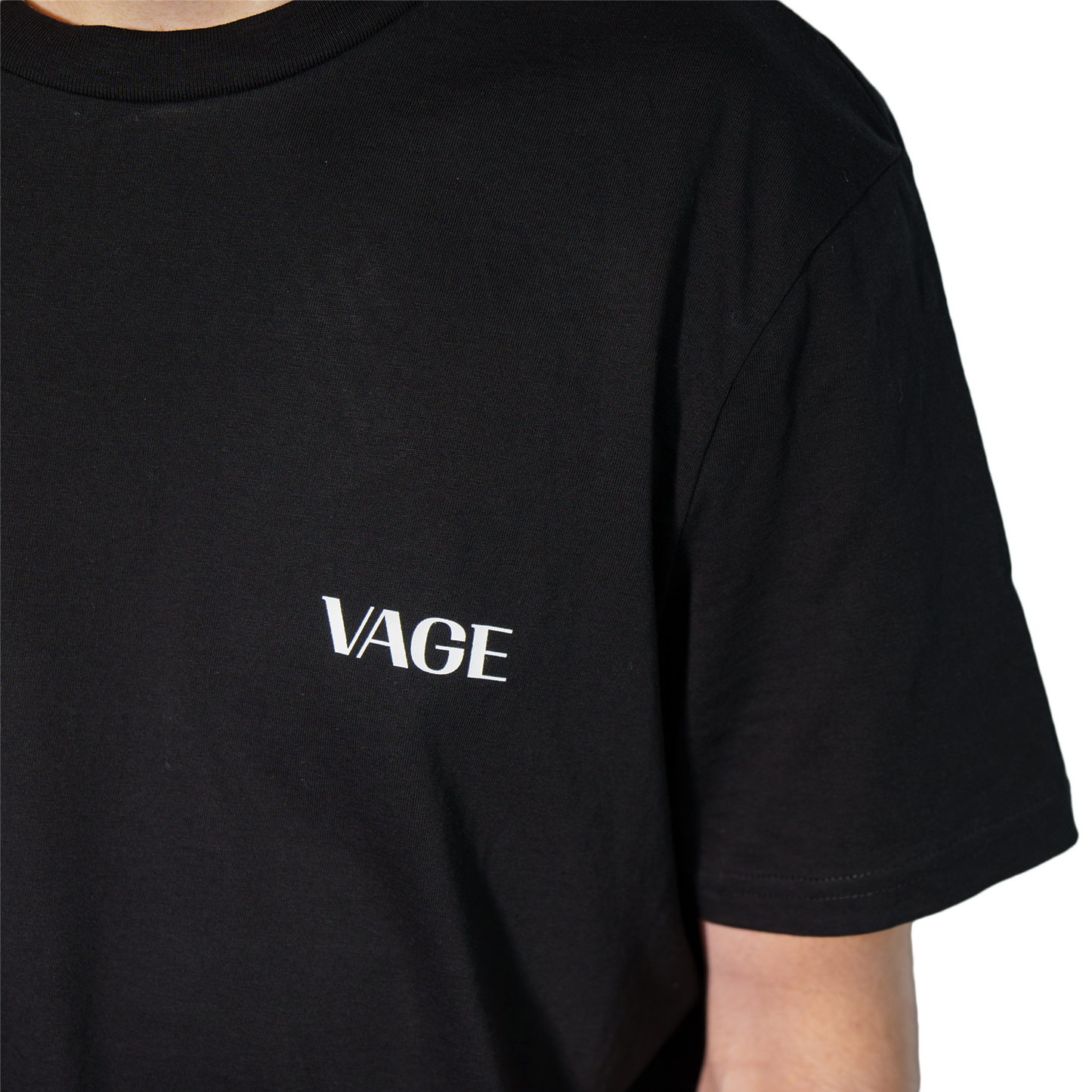 "BASIC" regular tee black