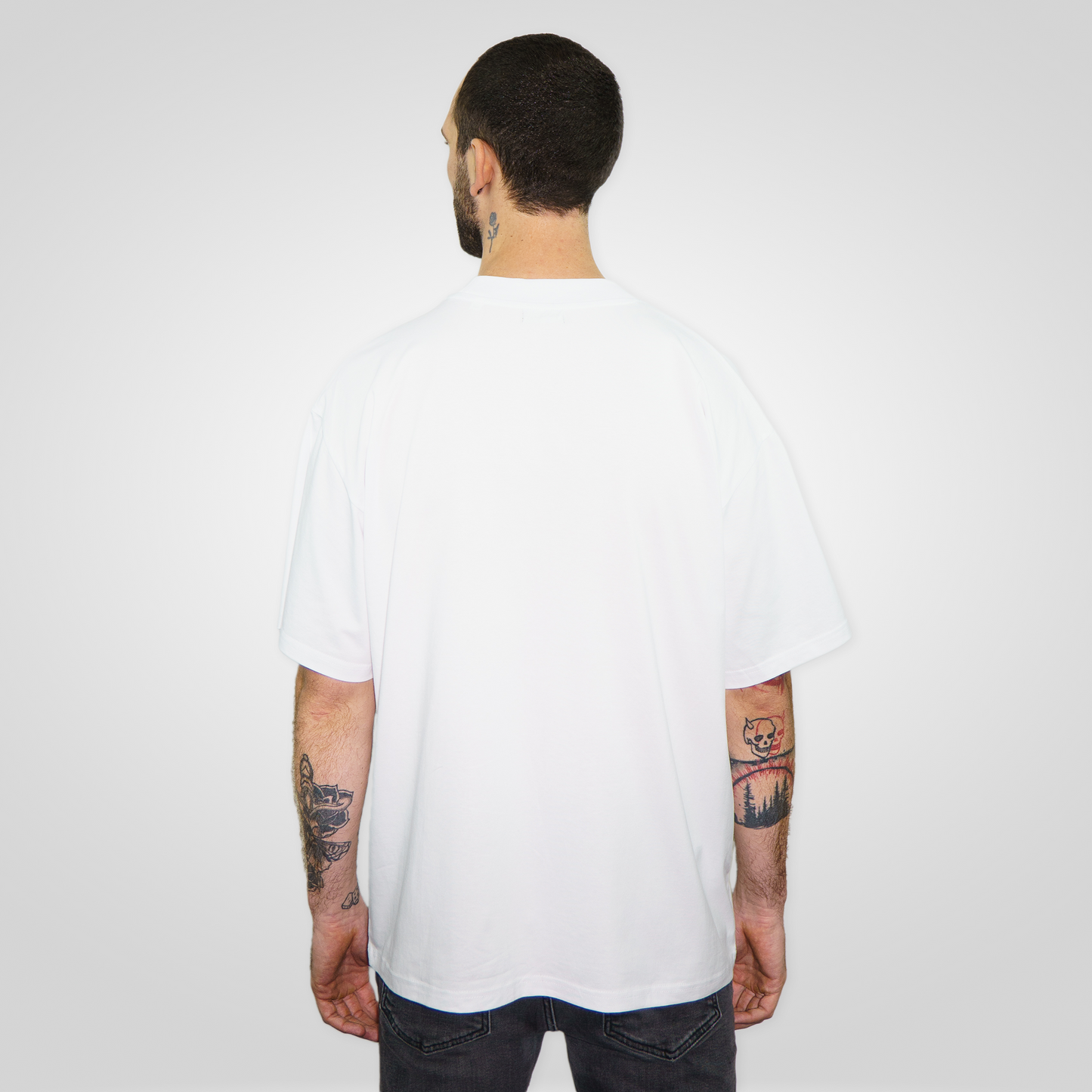 "GLOBAL ENERGY" oversized tee white